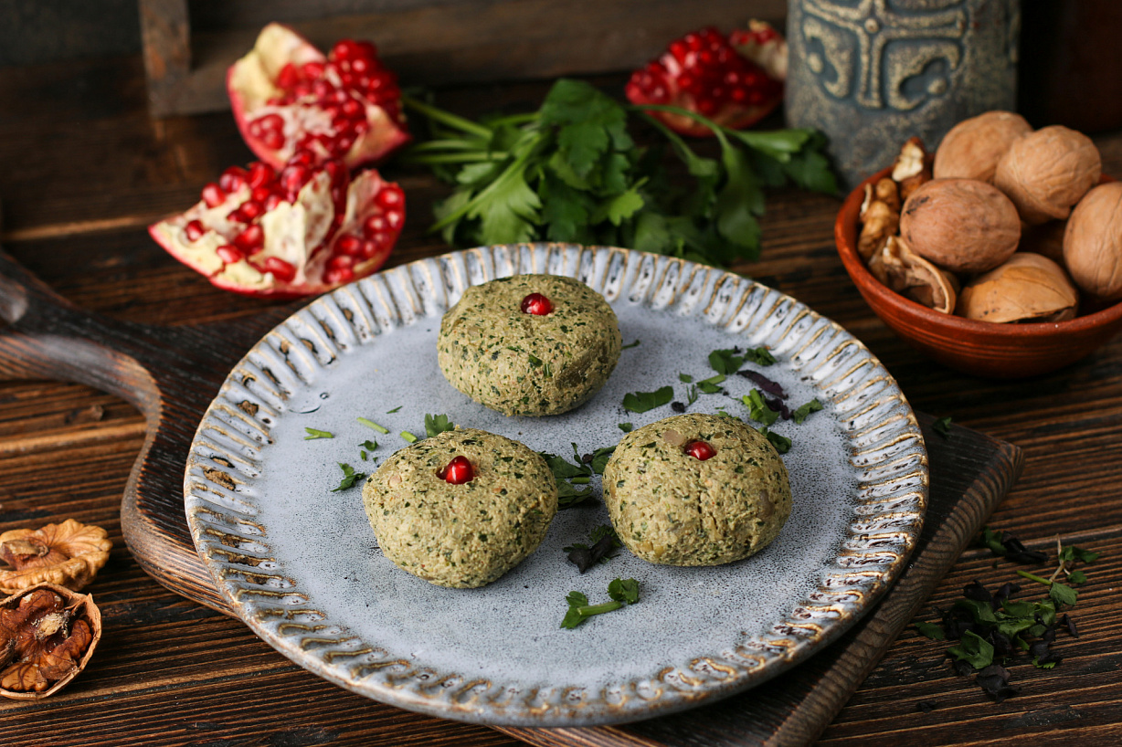 Пхали из фасоли с орехами